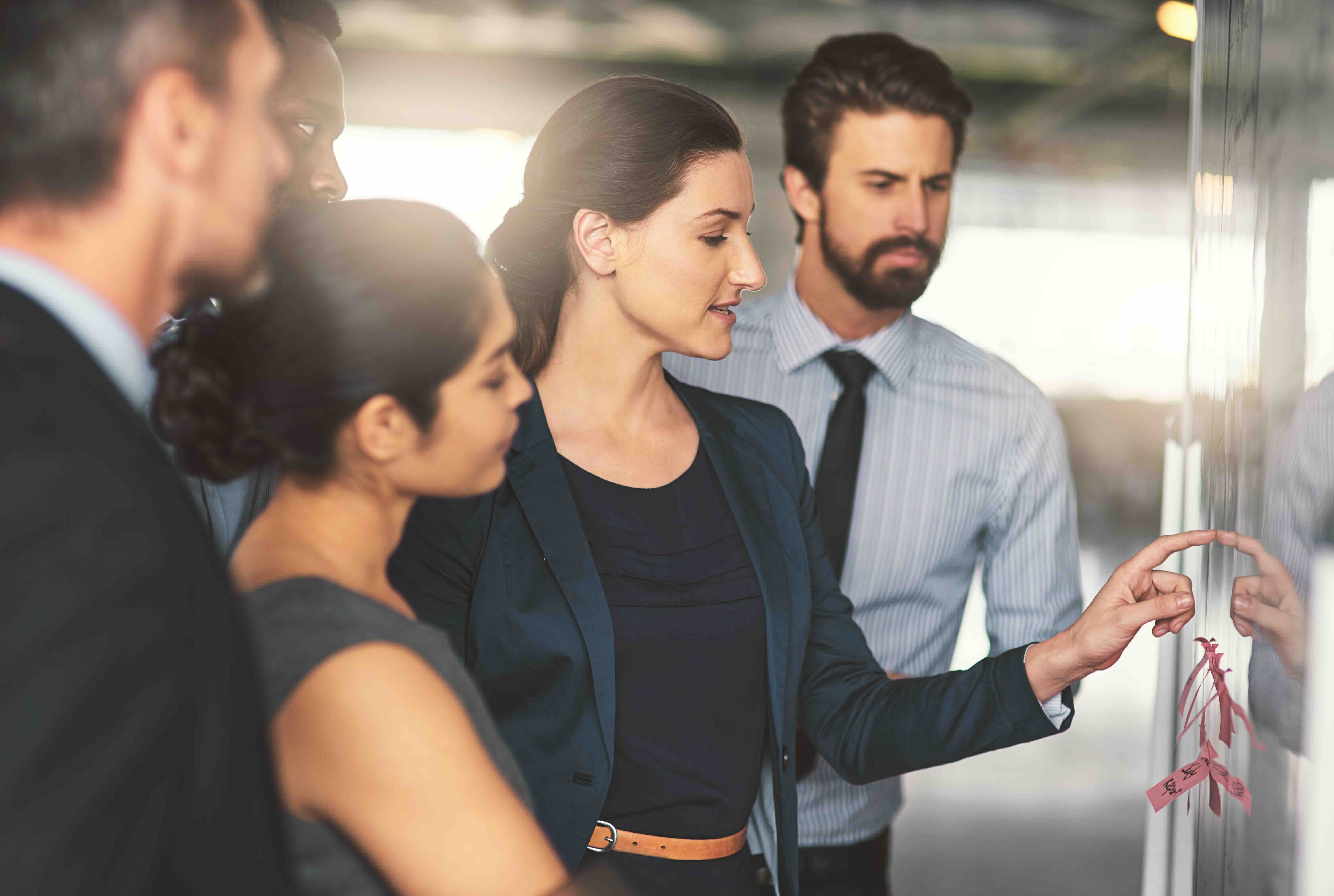 middle-manager-squeeze-survival-guide-featured