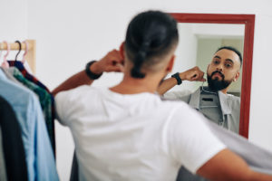 What Not to Wear to an Interview: Avoid These 9 Critical Mistakes