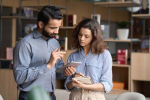 boss delegating tasks to employee