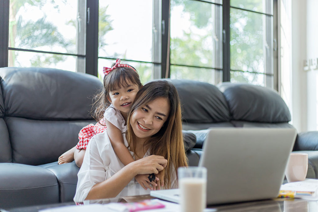 Career And Motherhood 10 Ways To Make It Work