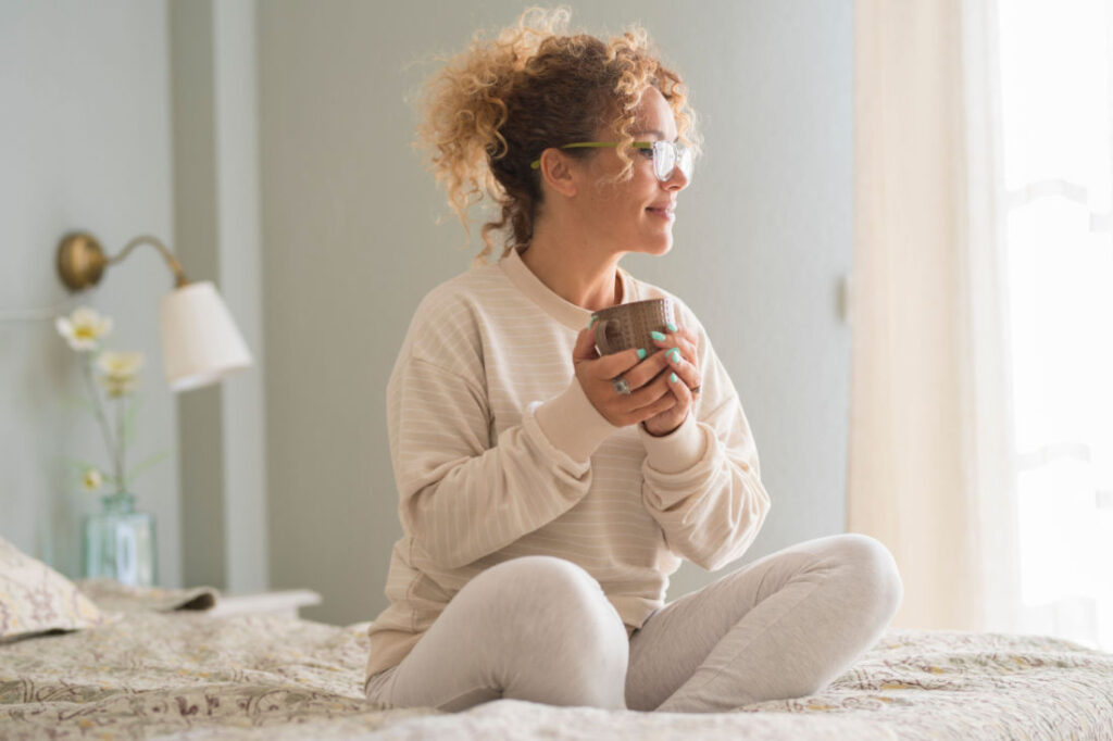 woman having feedback script chat with herself to stop bad habits