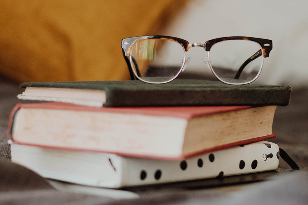 BookstoImproveYourselfinBusinessandLife