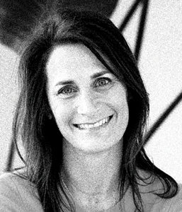 JulieBurton MEZZO BW 257x300