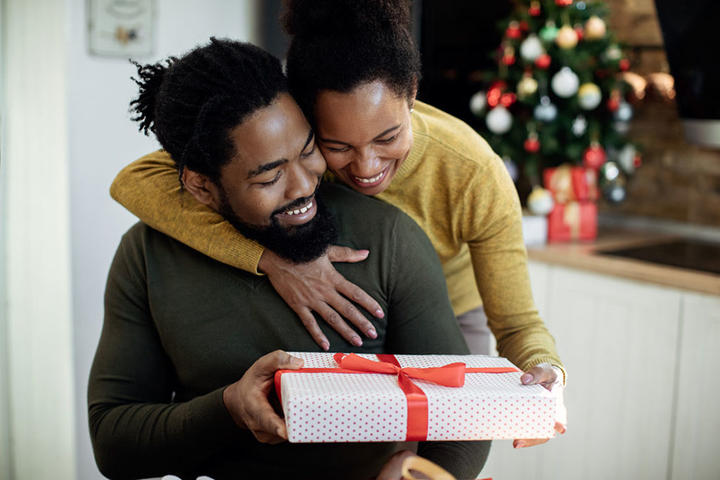 25 Holiday Gift Ideas That Support Minority Owned Businesses