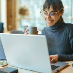 4 Things to Consider Before Working with a Virtual Financial Adviser