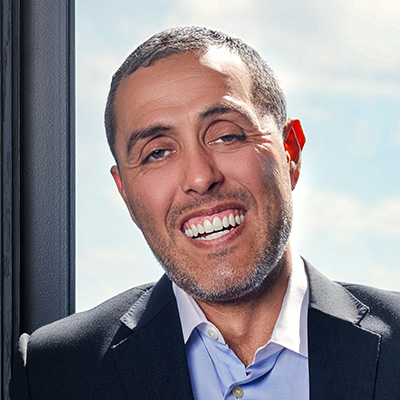 staff_jairek-robbins_01 staff_jairek-robbins_01