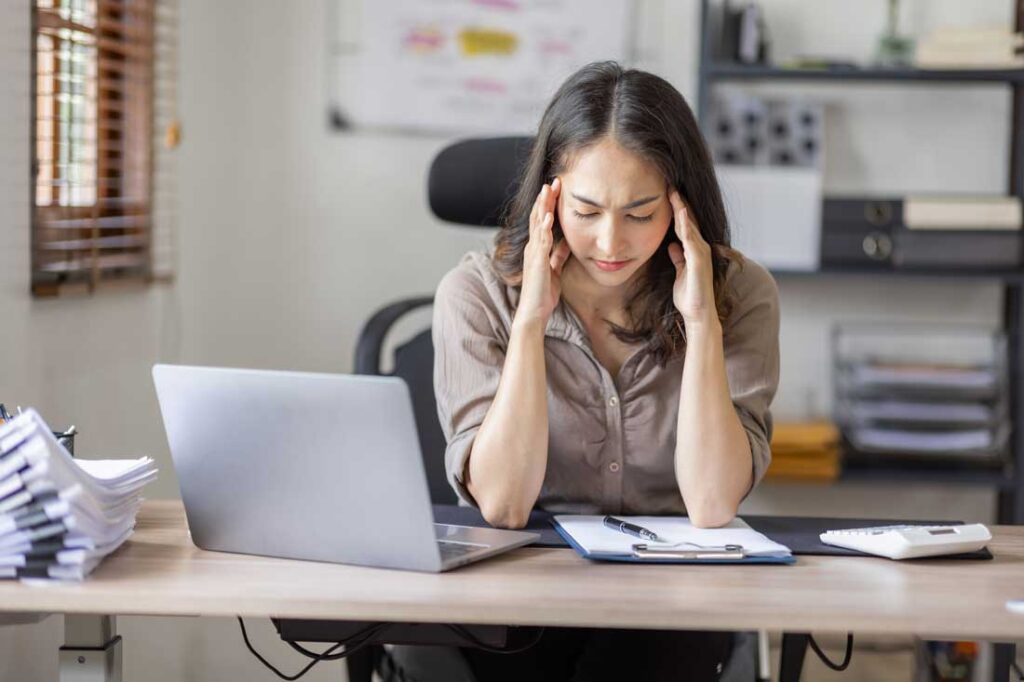 woman using emotional intelligence at work