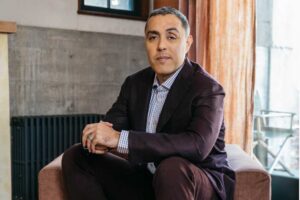 Jairek Robbins on the Importance of Building a Community