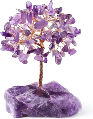 Amethyst Healing Crystal Tree small gift ideas for coworkers - 17 ایده هدیه کوچک که همکاران شما از آنها قدردانی خواهند کرد