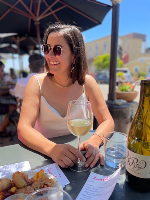 Sommelier Romina Mendoza exemplifying women in wine