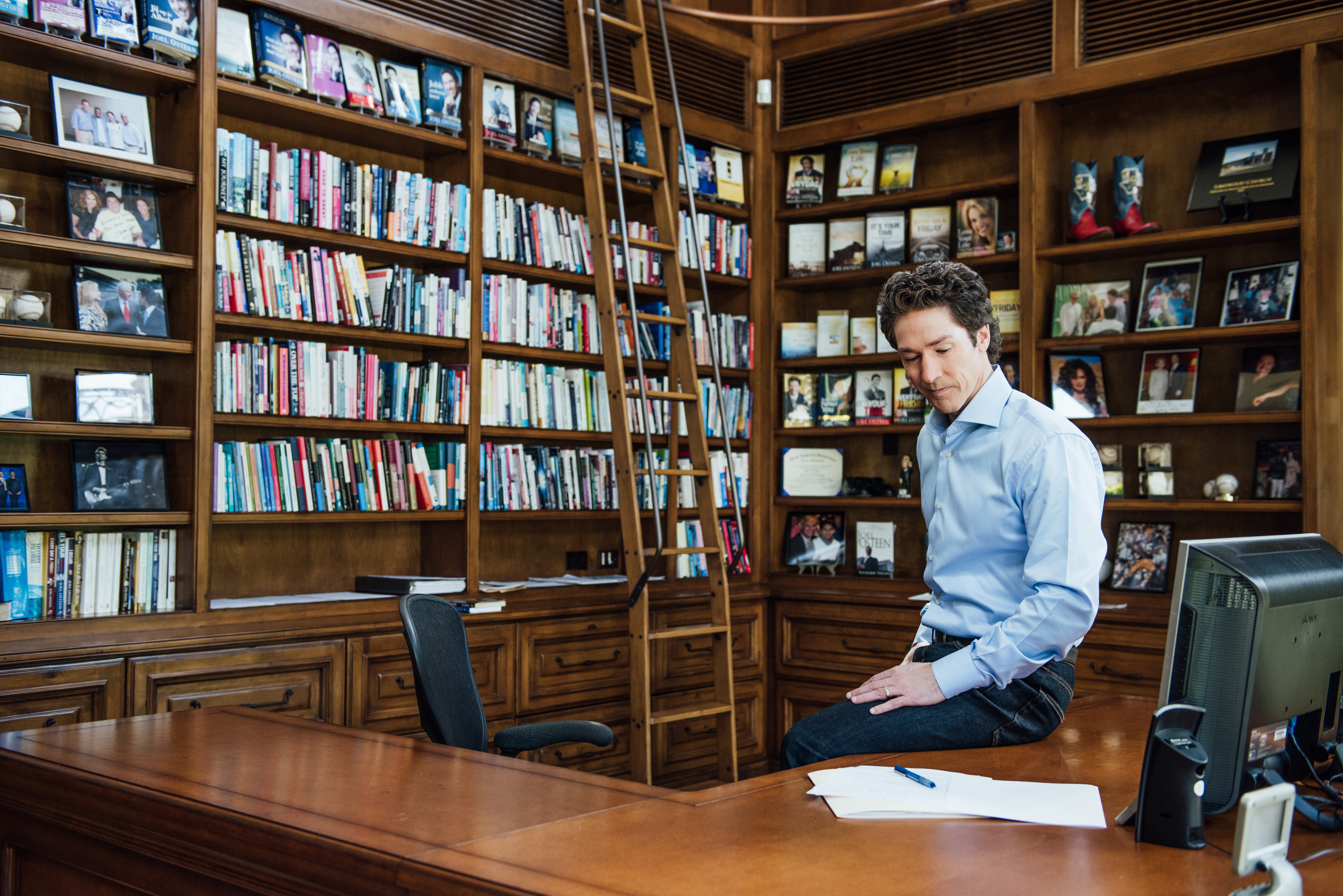 Why Joel Osteen Is the Most Popular Minister on the Planet