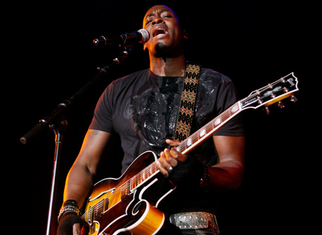 The Front Man ART 1