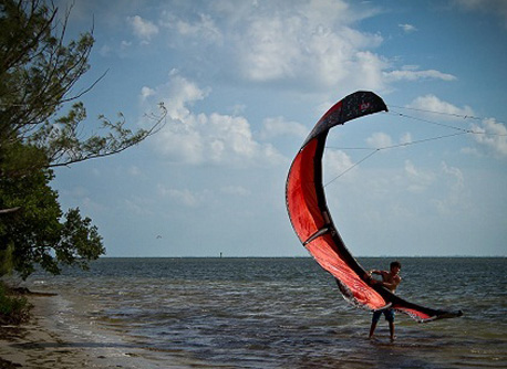 Surfkiting8red2 2295